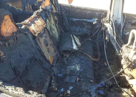 2020 Tesla Model Y из США, поврежденный, VIN 5YJYGDEF6LF000903